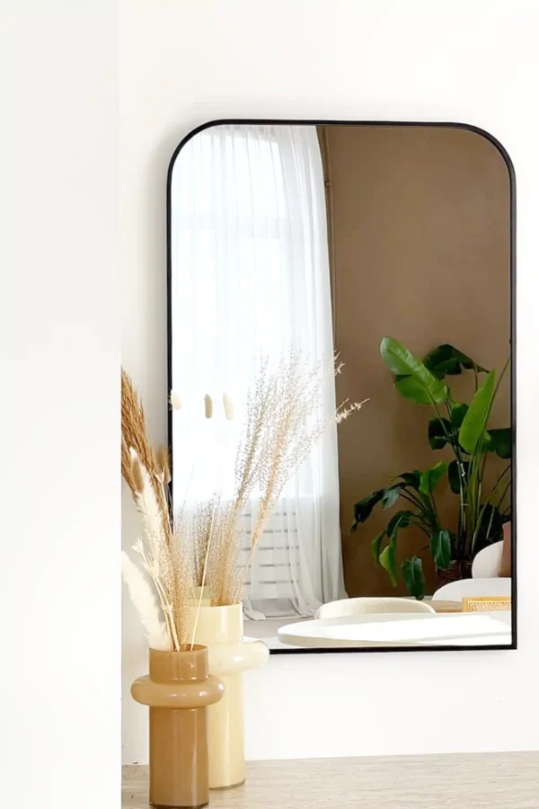 Spiegel afgeronde hoek 90x60cm – Zwart